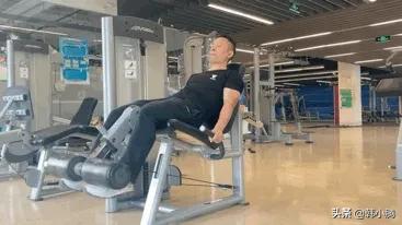 健身房运动腿怎么放松_放松腿的器材怎么用_健身房腿部放松